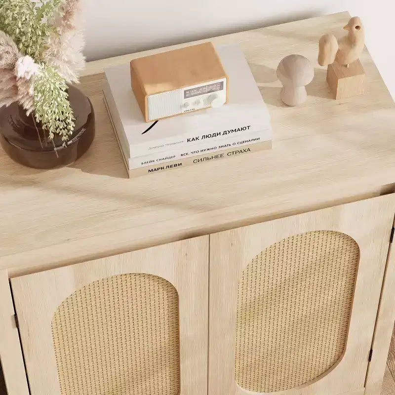 Sideboard im Mid-Century-Stil - Retro-Aufbewahrungsschrank mit Rattantüren und verstellbarem Einlegeboden, Akzentkonsole für Wohnzimmer und Esszimmer