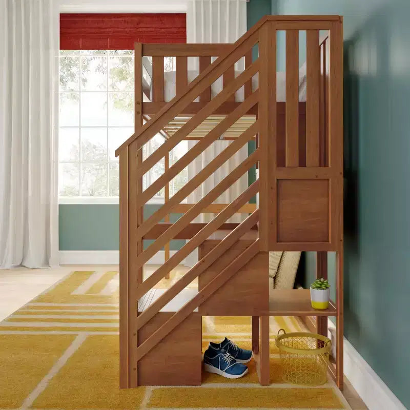 Klassisches Hochbett für zwei mit Treppe