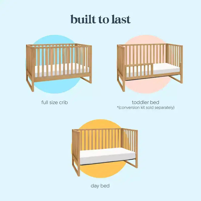 Modernes Babybett aus natürlichem Holz, sicheres Gitterbett fürs Babyzimmer