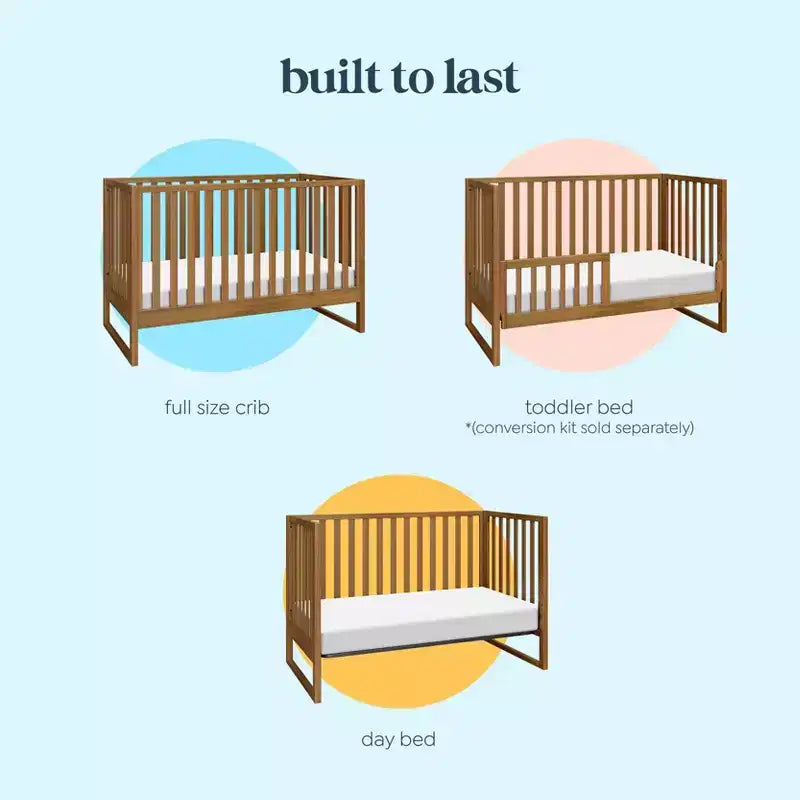 Modernes Babybett aus natürlichem Holz, sicheres Gitterbett fürs Babyzimmer
