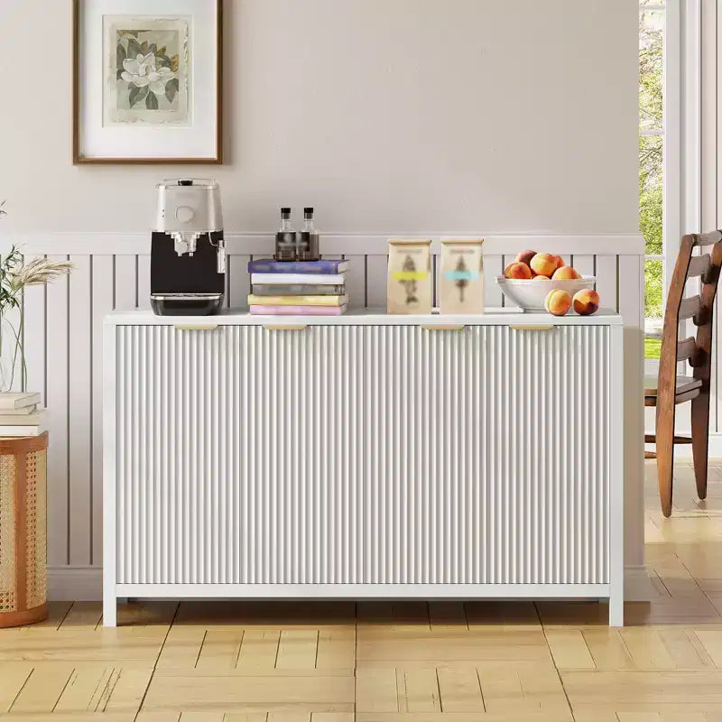 Modernes Sideboard mit Rillenfront, 55, mit Stauraum, 4-türige Holz-Anrichte mit verstellbarem Regalboden für Esszimmer, Küche und Wohnzimmer