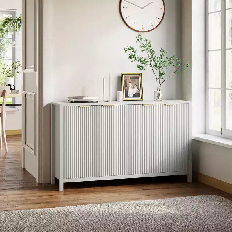 Modernes Sideboard mit Rillenfront, 55, mit Stauraum, 4-türige Holz-Anrichte mit verstellbarem Regalboden für Esszimmer, Küche und Wohnzimmer
