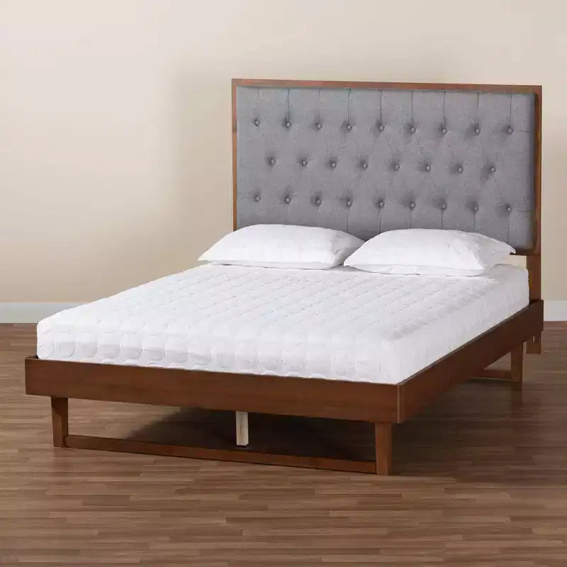 Cama con base de plataforma de tela y madera, gris/marrón nogal: sin somier, cabecero capitoné